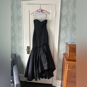 Oscar de la Renta Black Strapless Mermaid Dress